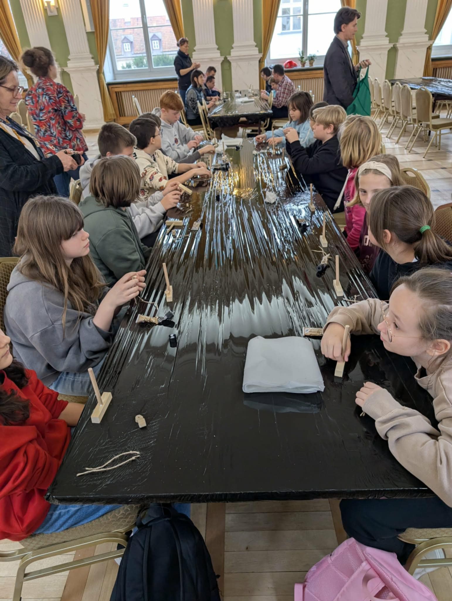 598098028 1325611459367456 7308061157780821178 n