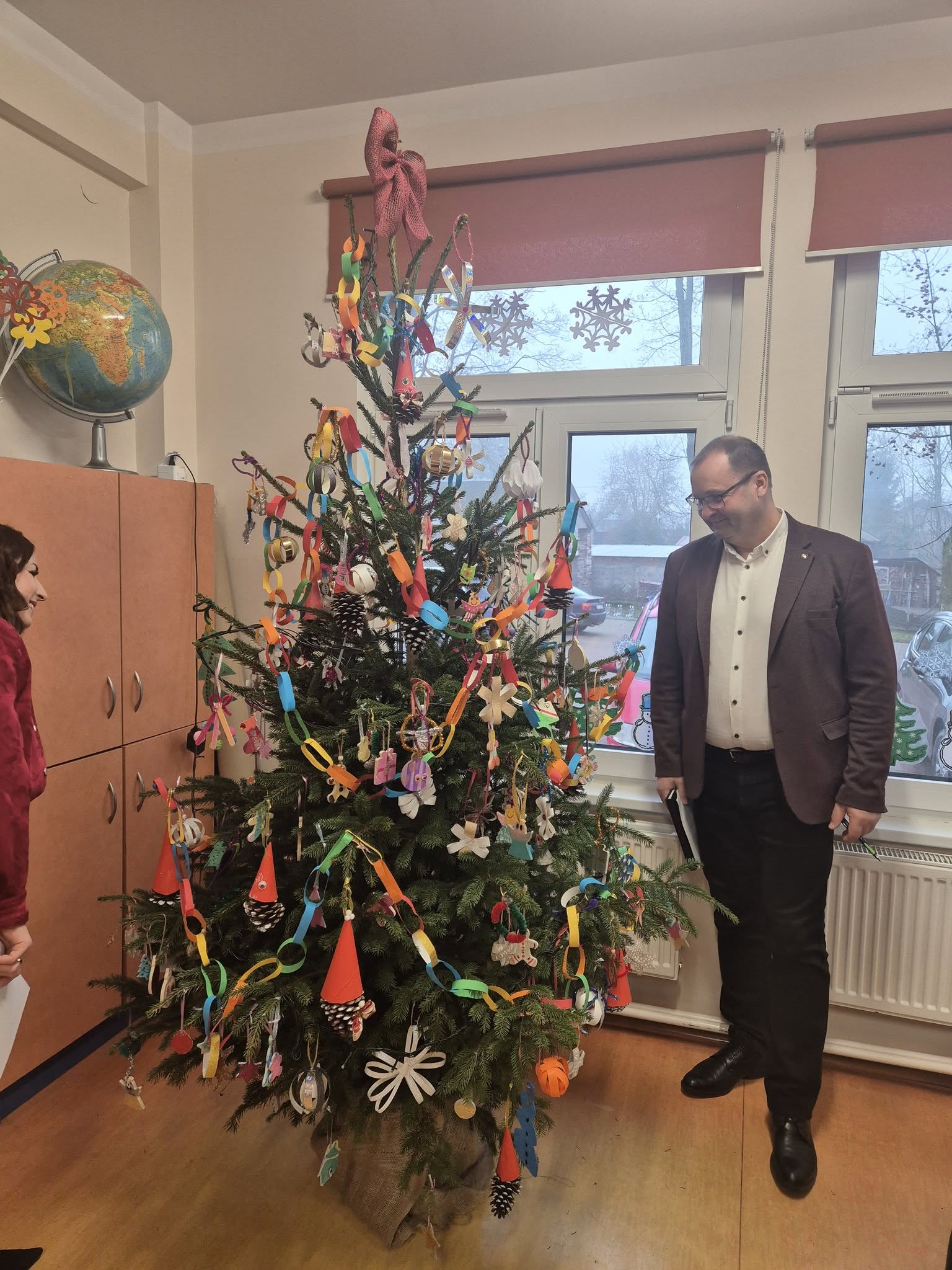 599925772 122192094116585730 1869844433740610618 n